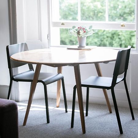 Peaceful Apartment - Dedicated Free Parking - Walk To Centre, Uni, Hosp - Business And Leisure - Contact For Long Stays Exeter Kültér fotó