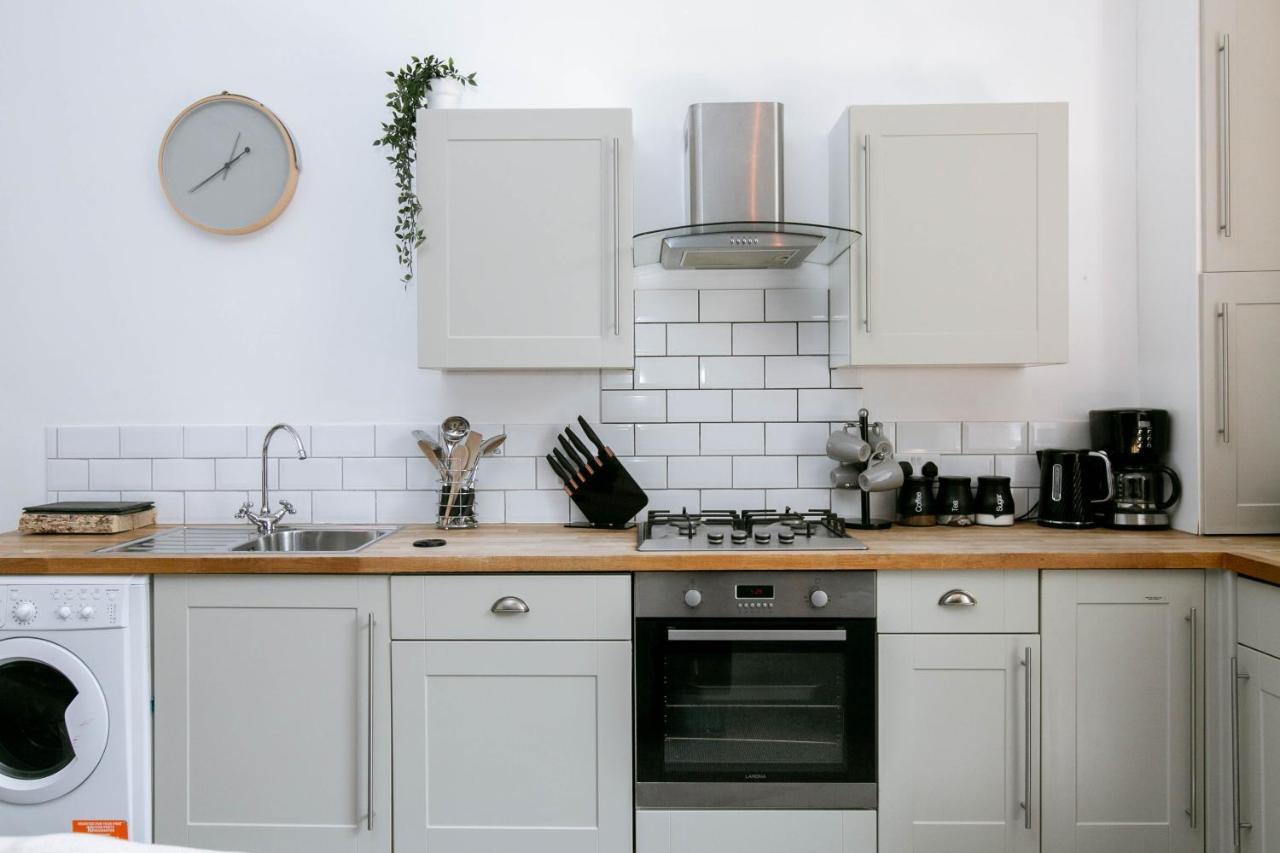 Peaceful Apartment - Dedicated Free Parking - Walk To Centre, Uni, Hosp - Business And Leisure - Contact For Long Stays Exeter Kültér fotó
